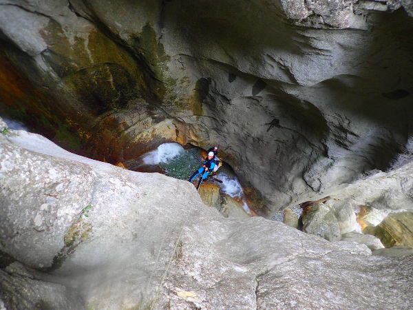 The entire Ecouges canyon